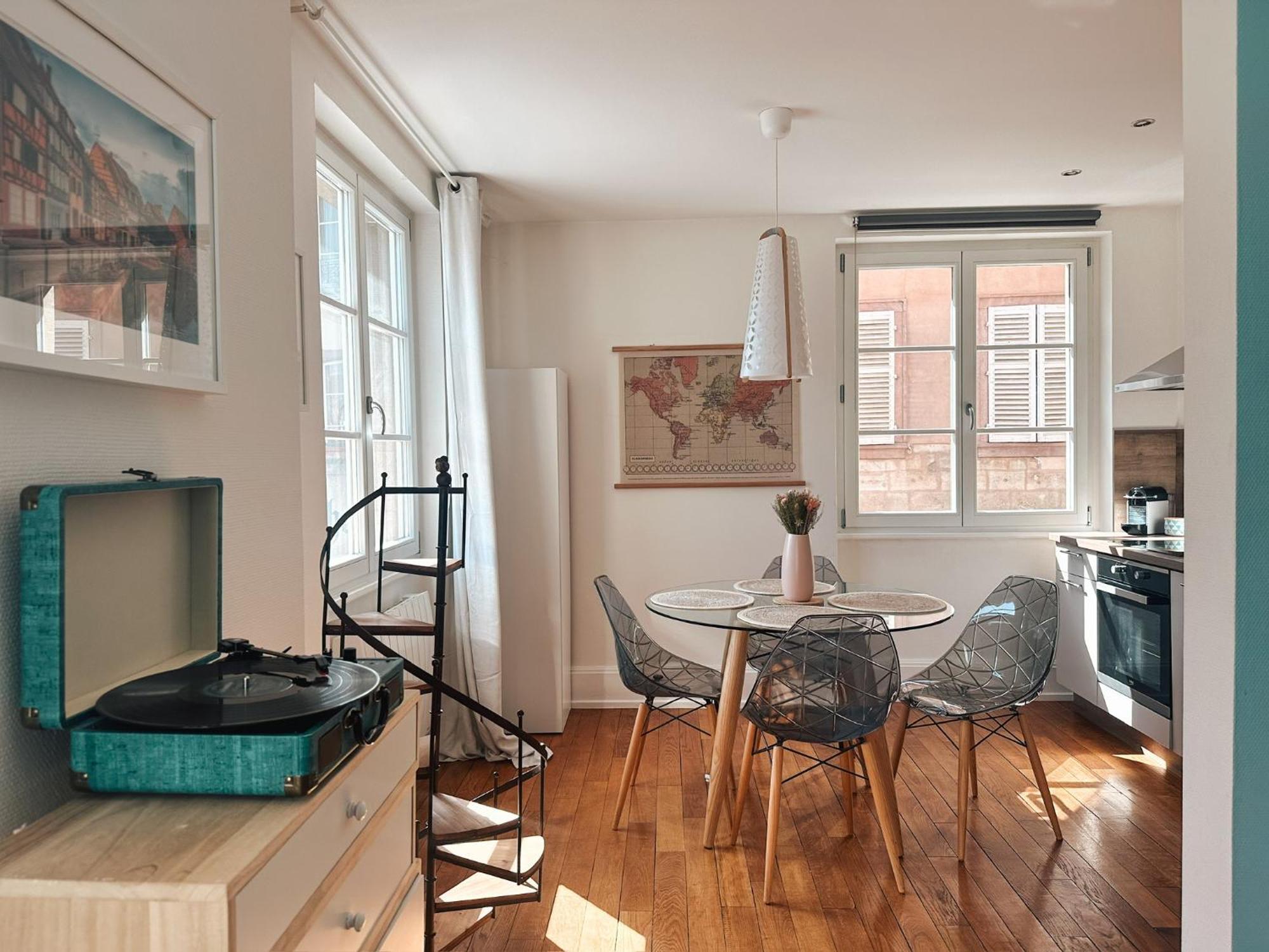 Pastel Au Grenier A Sel Apartment Colmar Luaran gambar